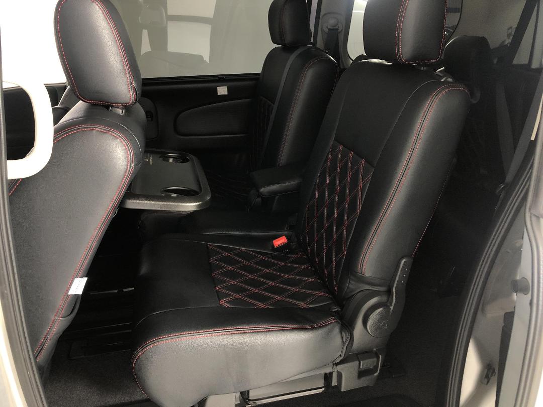 Photo '20' of Nissan Serena