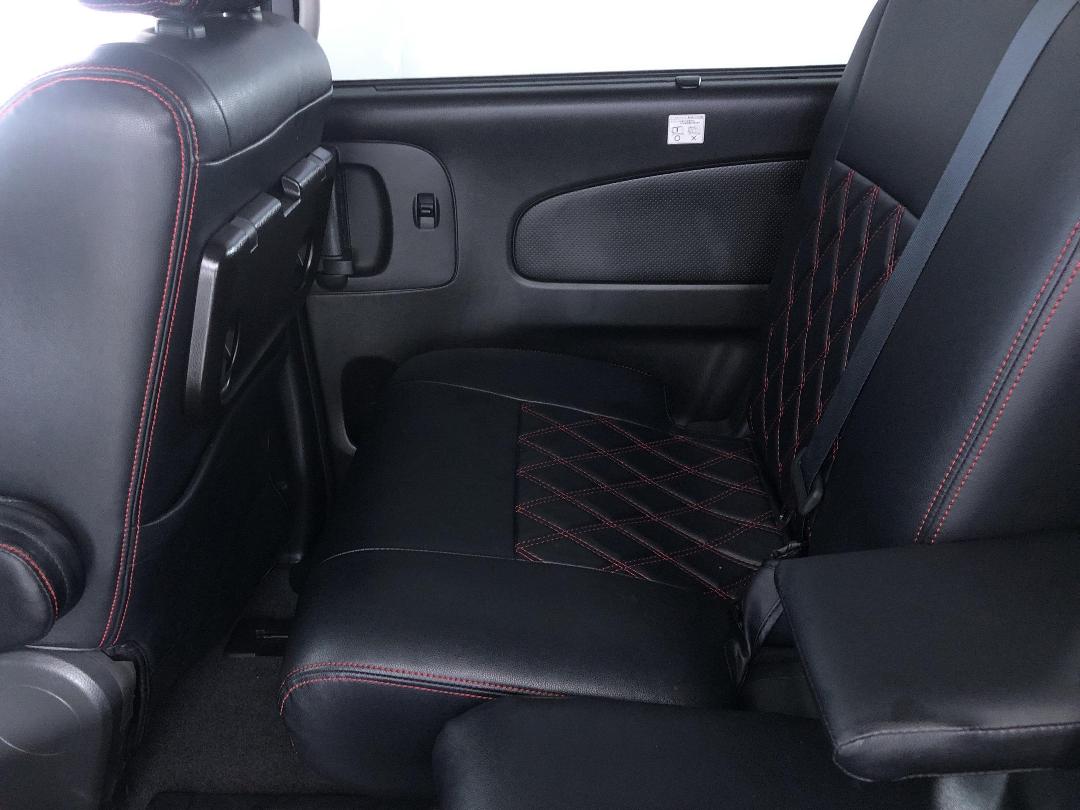 Photo '19' of Nissan Serena