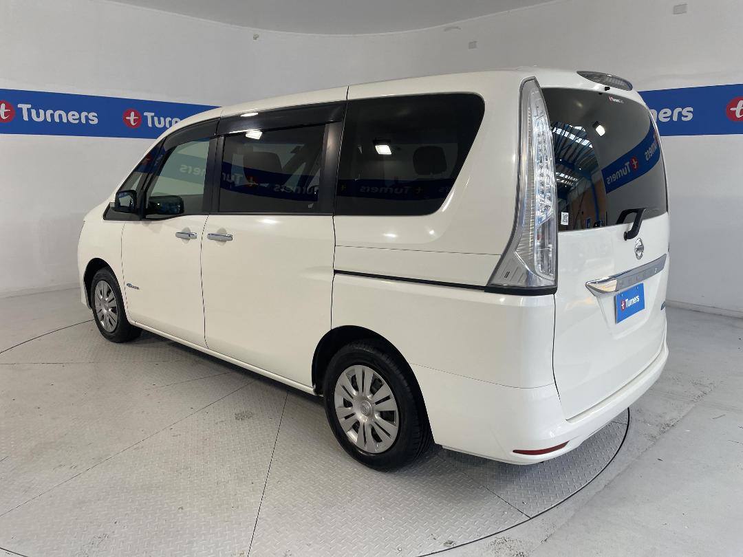 Photo '5' of Nissan Serena