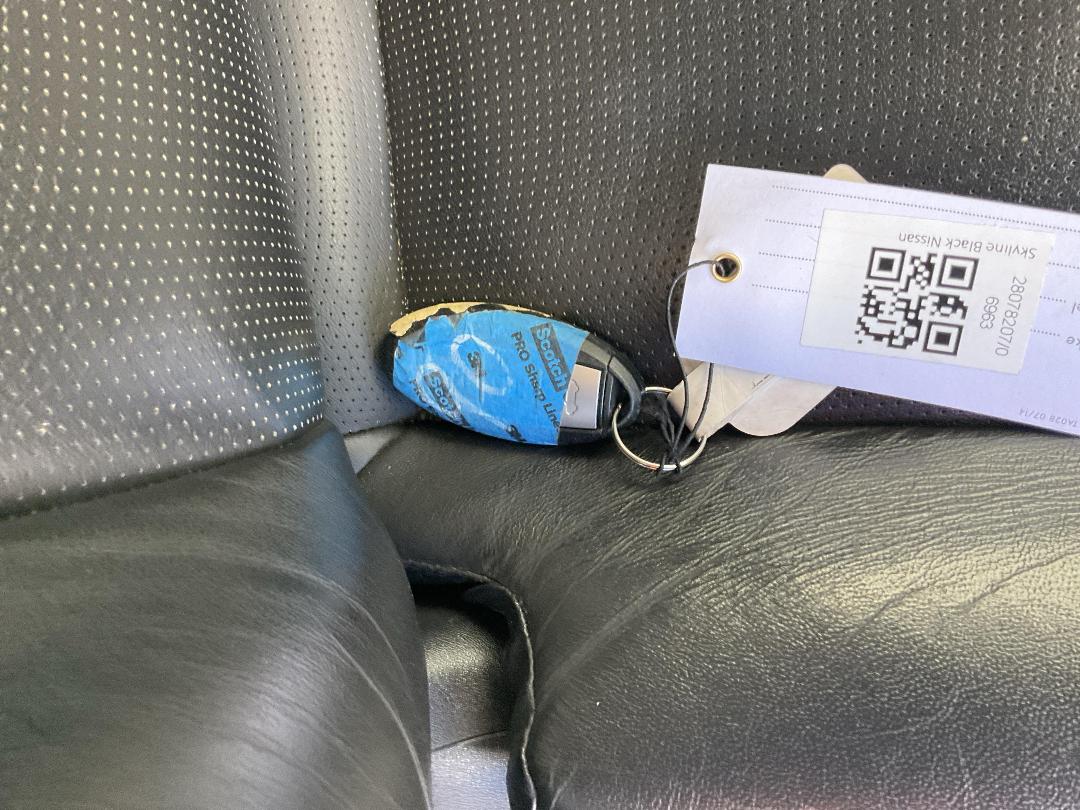 Photo '16' of Nissan Skyline Hybrid 350GT