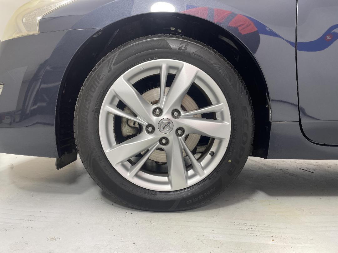 Photo '10' of Nissan Teana Photo '10' of Nissan Teana