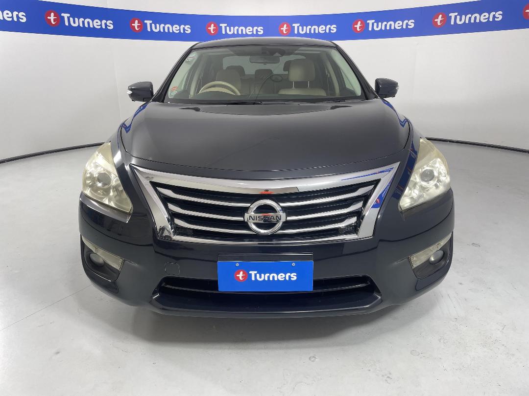 Photo '2' of Nissan Teana Photo '2' of Nissan Teana