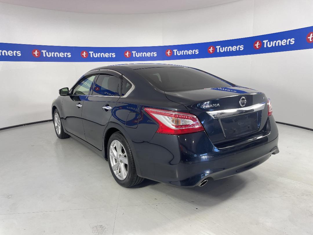 Photo '5' of Nissan Teana Photo '5' of Nissan Teana