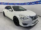 Thumbnail '1' of Nissan Teana