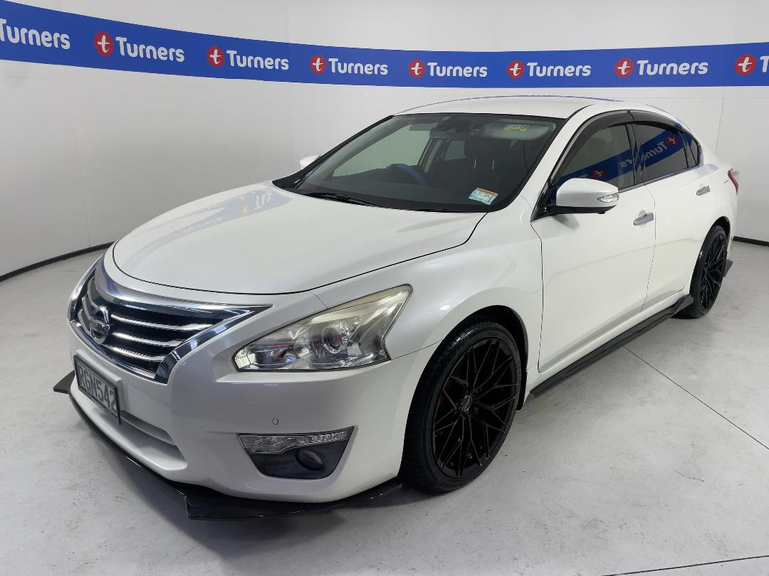 Photo '4' of Nissan Teana Photo '4' of Nissan Teana