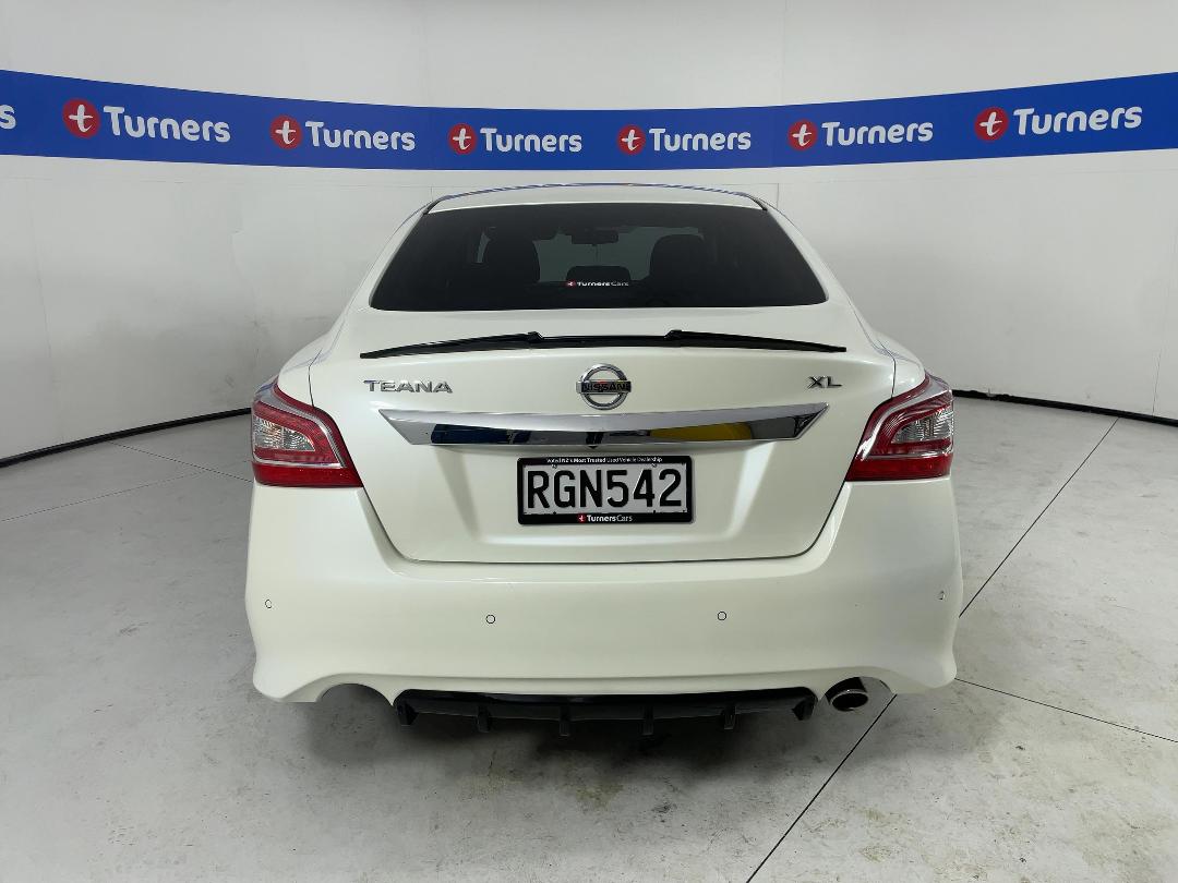 Photo '6' of Nissan Teana Photo '6' of Nissan Teana