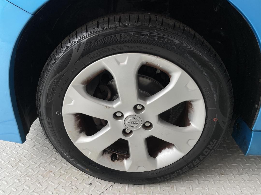 Photo '10' of Nissan Wingroad