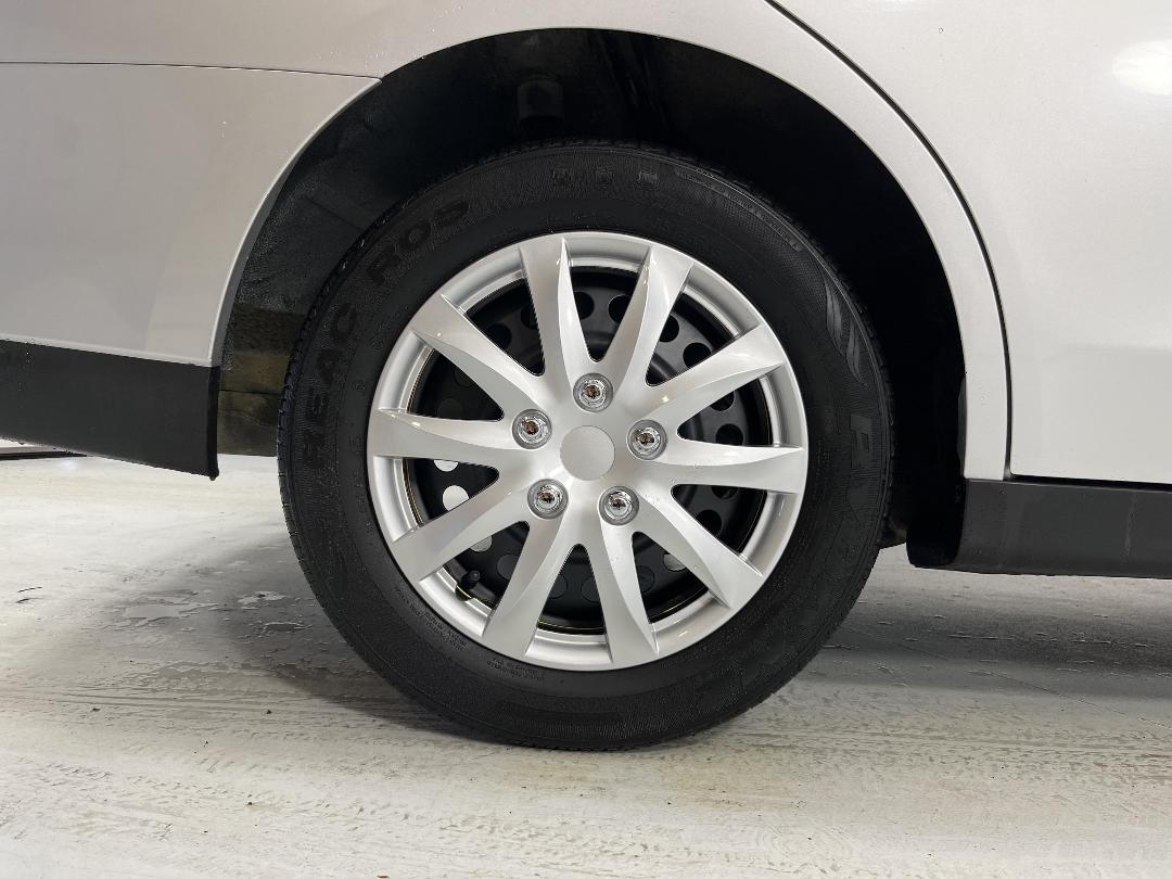 Photo '12' of Nissan Wingroad