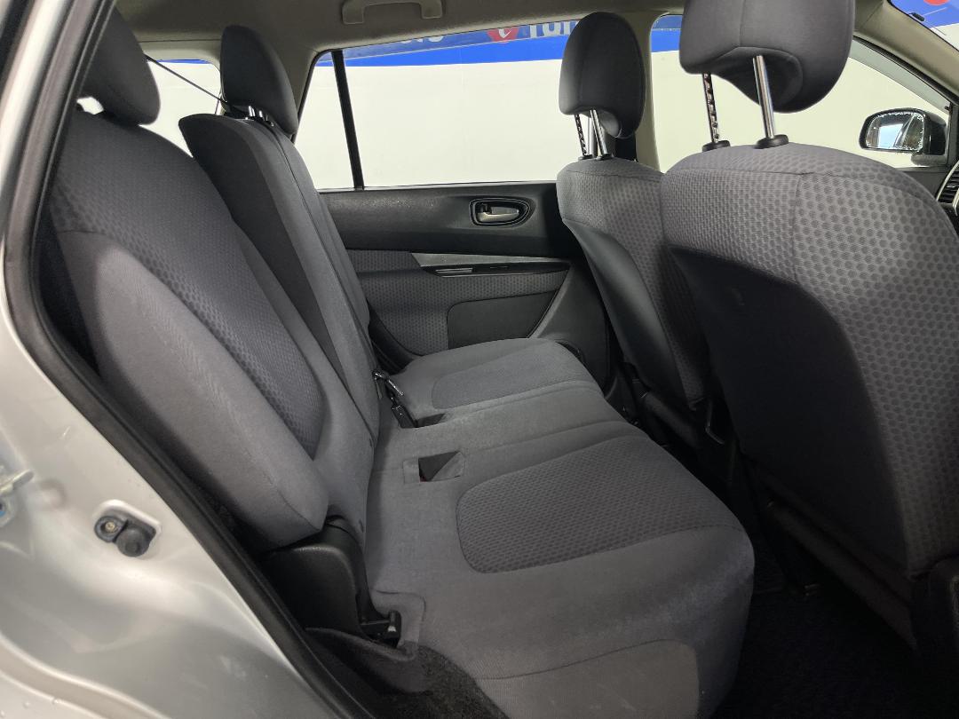 Photo '20' of Nissan Wingroad