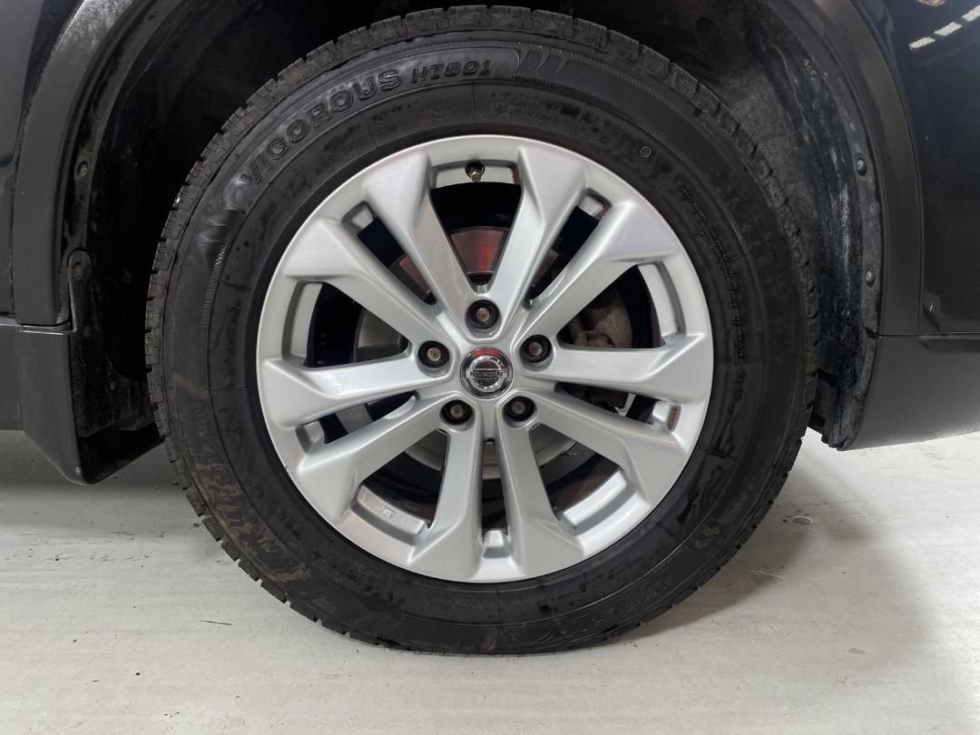 Photo '9' of Nissan X-Trail