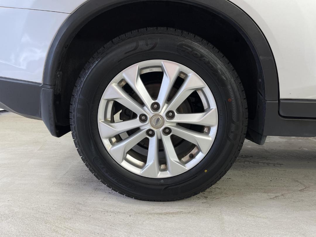 Photo '12' of Nissan X-Trail