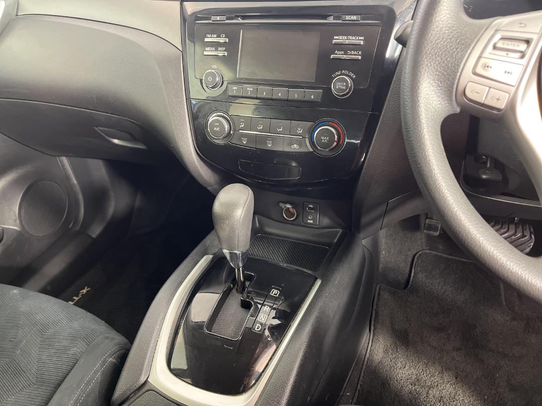 Photo '18' of Nissan X-Trail