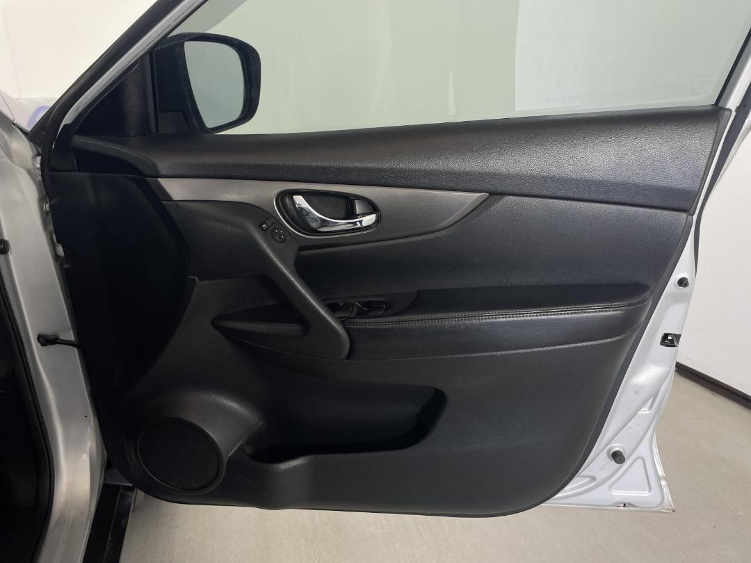 Photo '15' of Nissan X-Trail