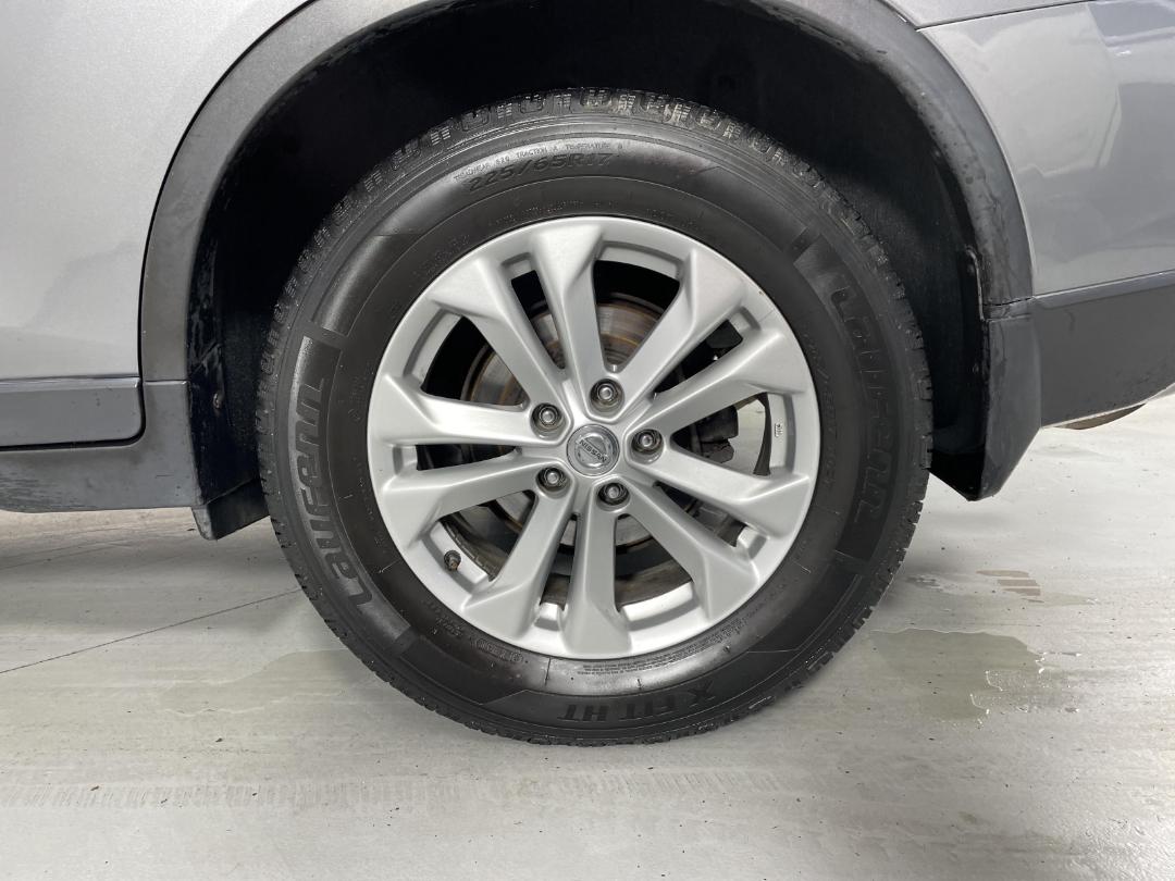 Photo '11' of Nissan X-Trail