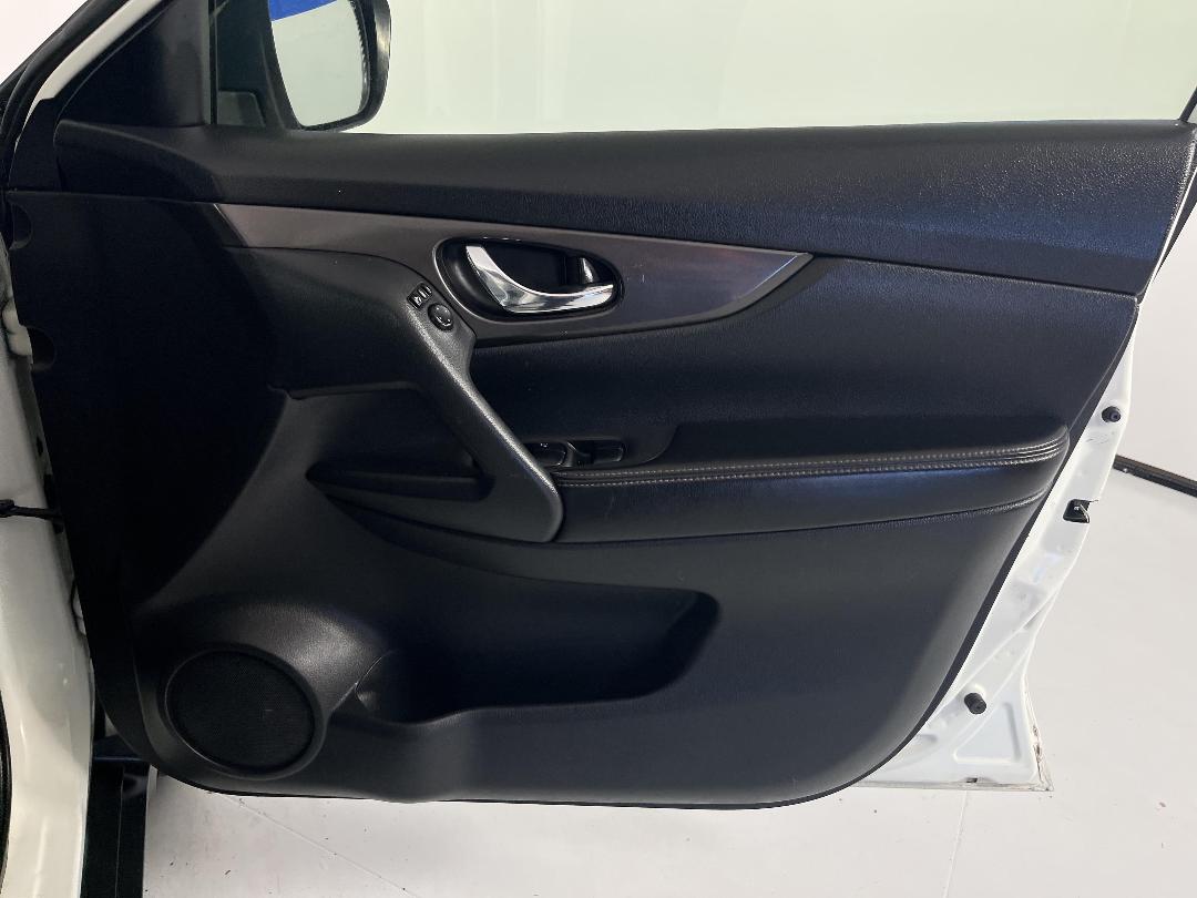 Photo '15' of Nissan X-Trail Photo '15' of Nissan X-Trail