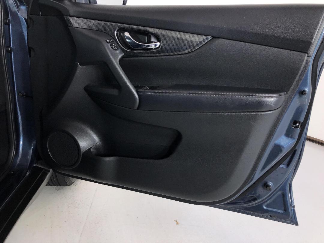 Photo '15' of Nissan X-Trail Photo '15' of Nissan X-Trail