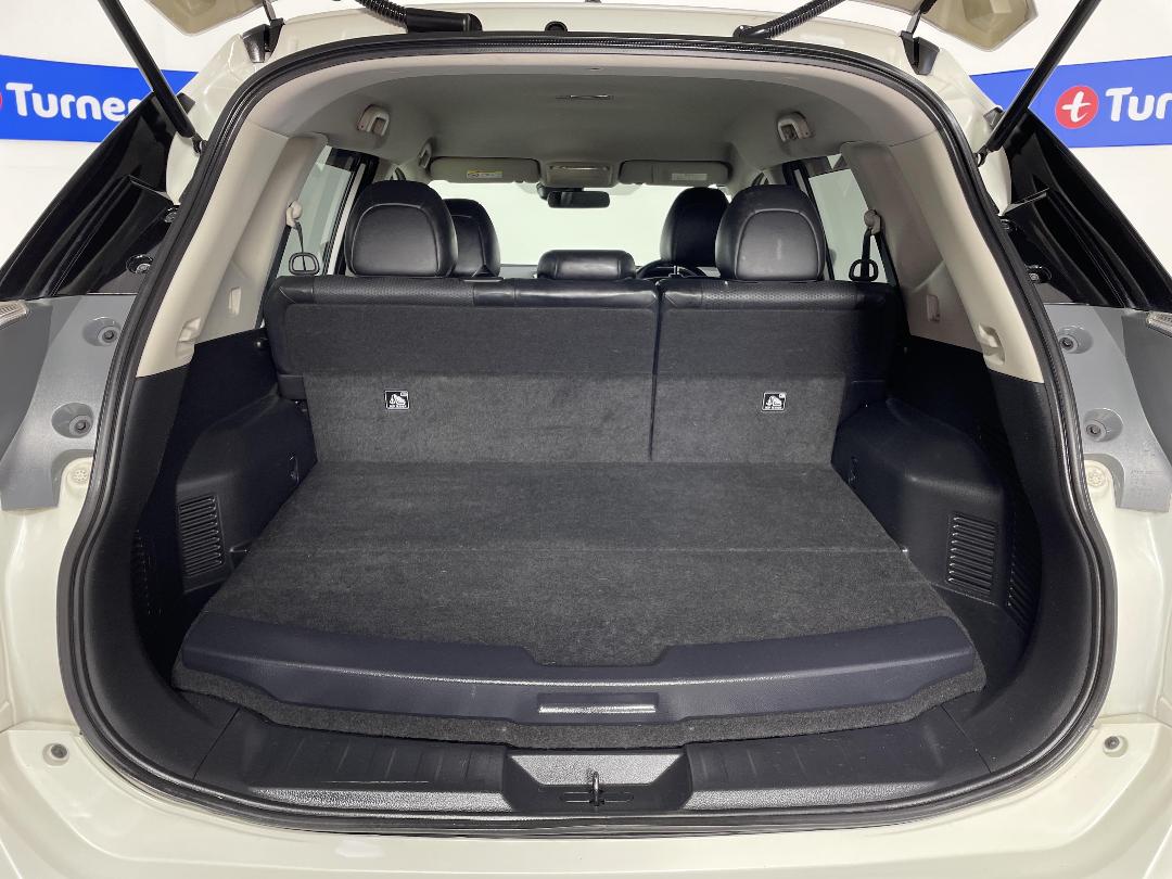 Photo '14' of Nissan X-Trail Photo '14' of Nissan X-Trail