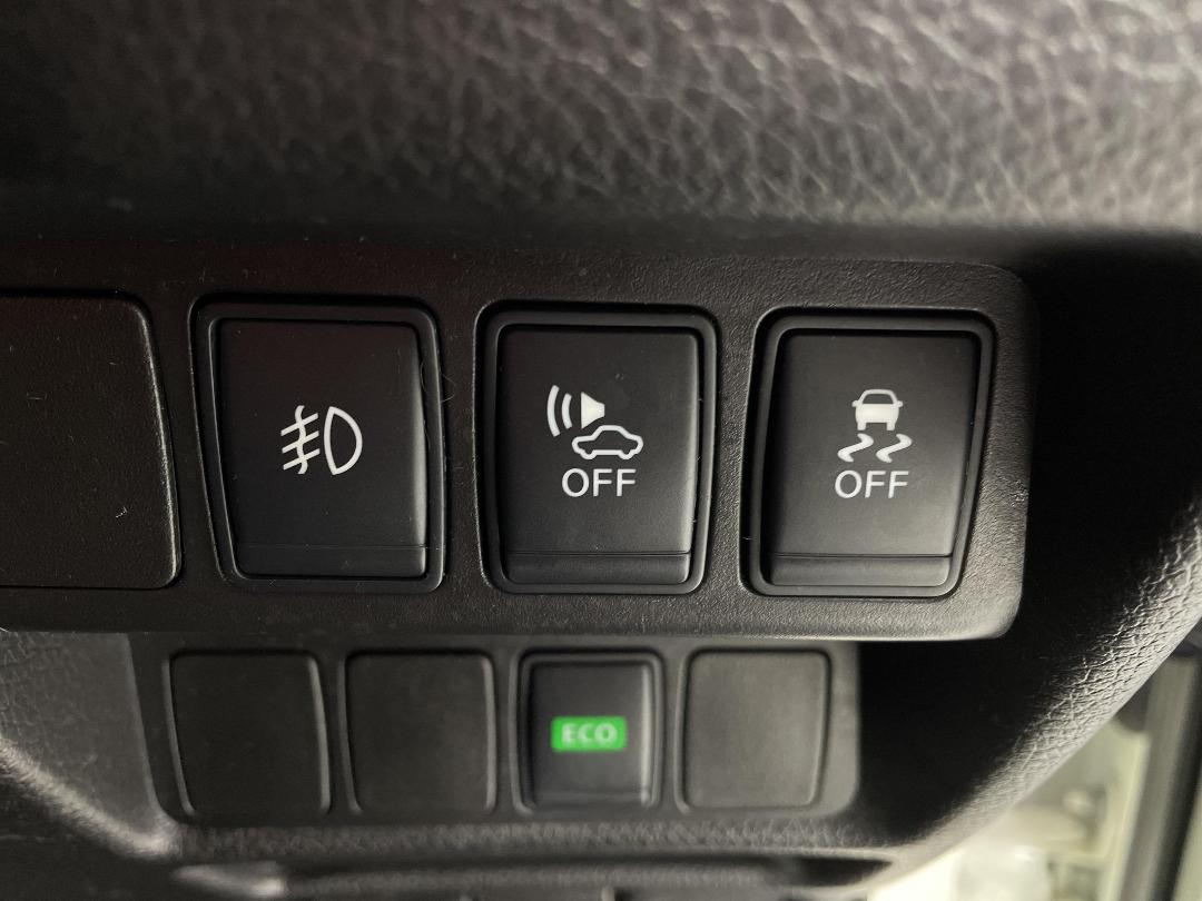 Photo '24' of Nissan X-Trail Photo '24' of Nissan X-Trail