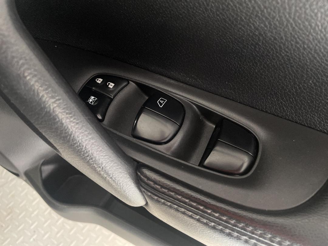 Photo '23' of Nissan X-Trail Photo '23' of Nissan X-Trail