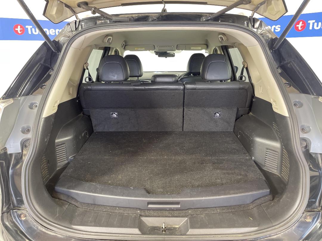 Photo '14' of Nissan X-Trail