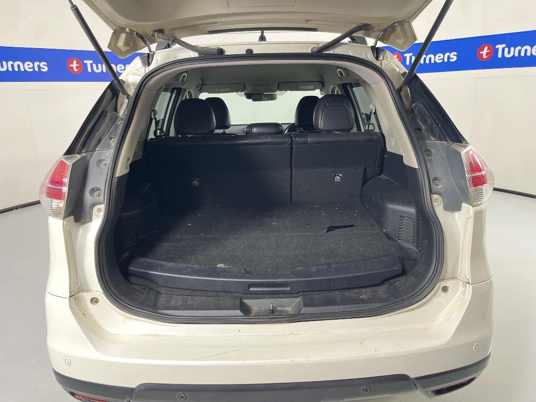 Photo '14' of Nissan X-Trail