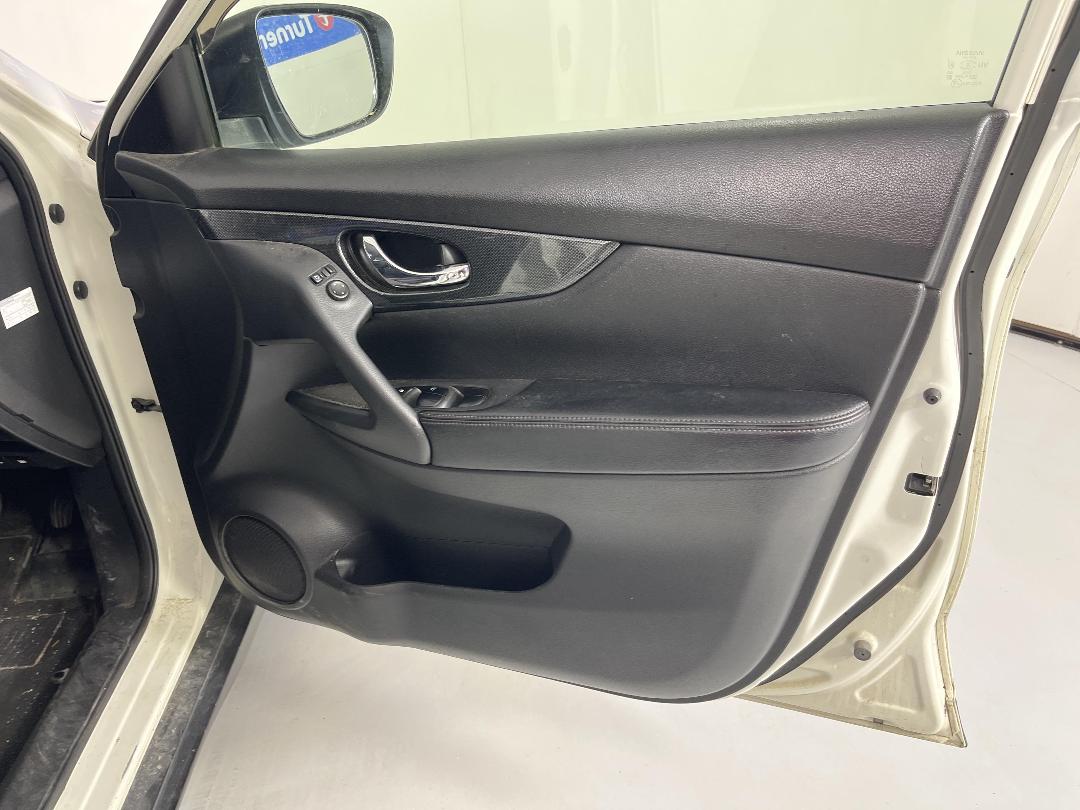 Photo '15' of Nissan X-Trail