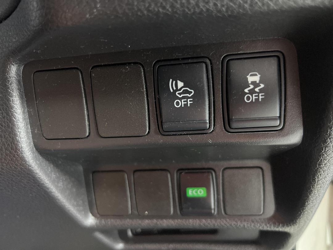 Photo '28' of Nissan X-Trail