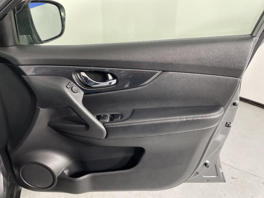 Photo '15' of Nissan X-Trail