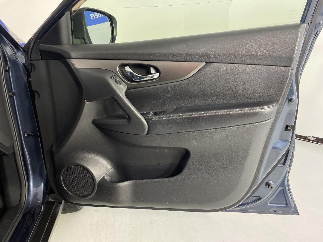 Photo '15' of Nissan X-Trail Photo '15' of Nissan X-Trail