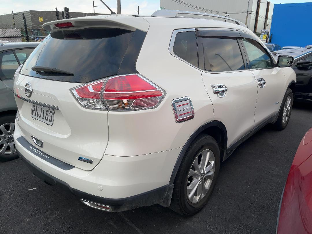 Photo '5' of Nissan X-Trail