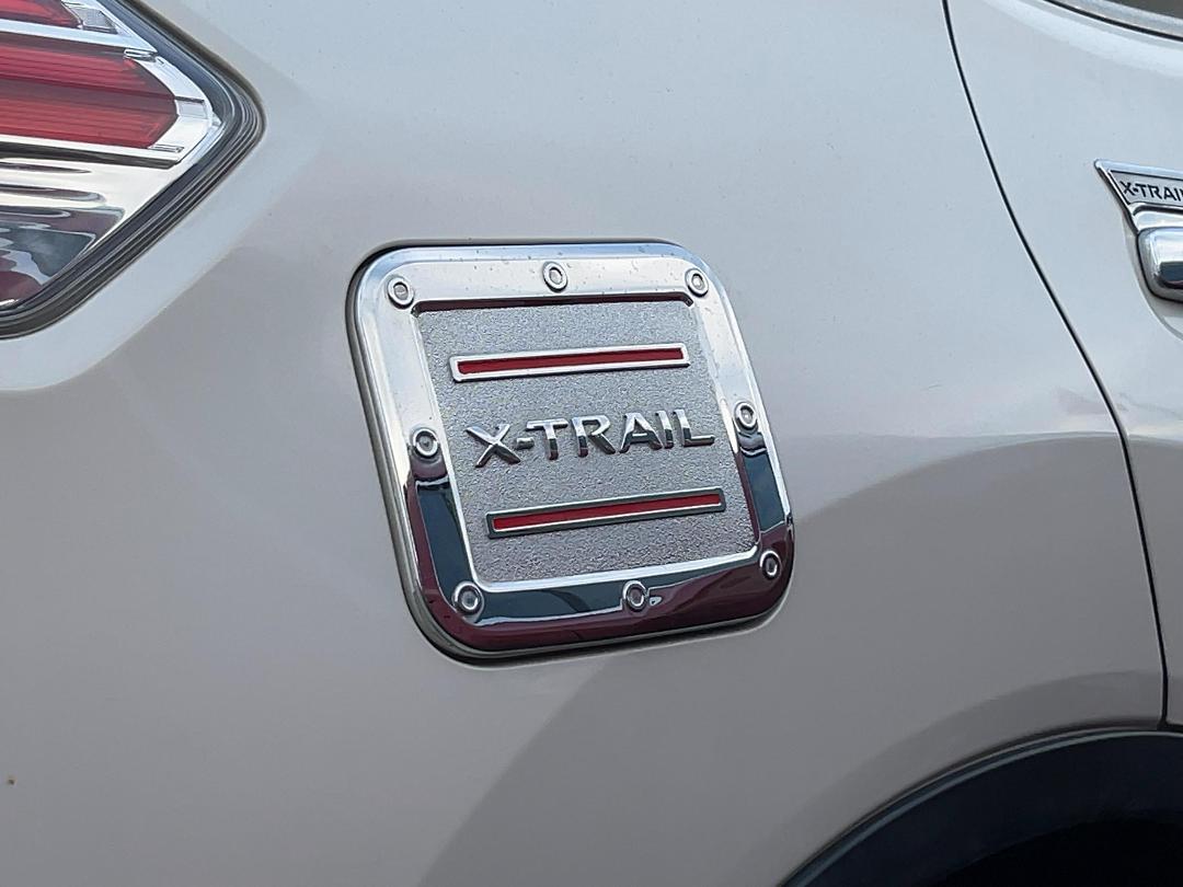 Photo '11' of Nissan X-Trail