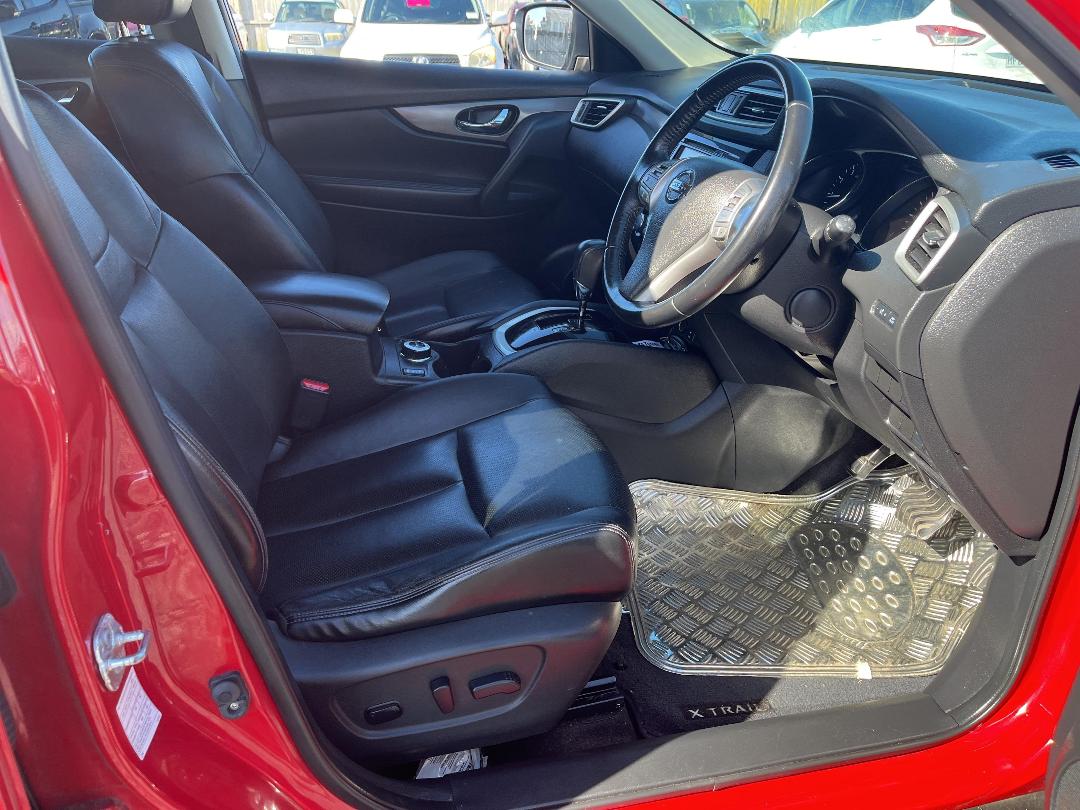 Photo '14' of Nissan X-Trail ST-L