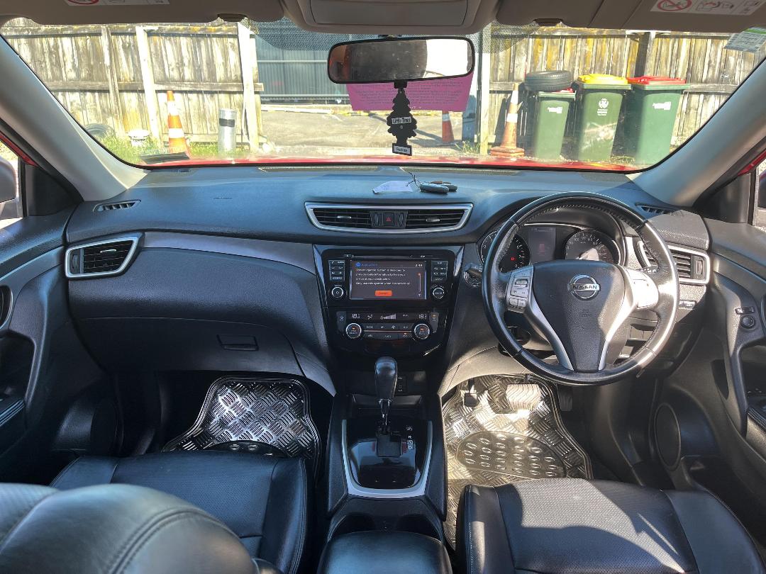 Photo '15' of Nissan X-Trail ST-L