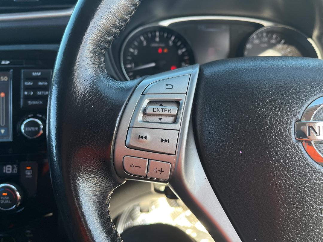 Photo '30' of Nissan X-Trail ST-L