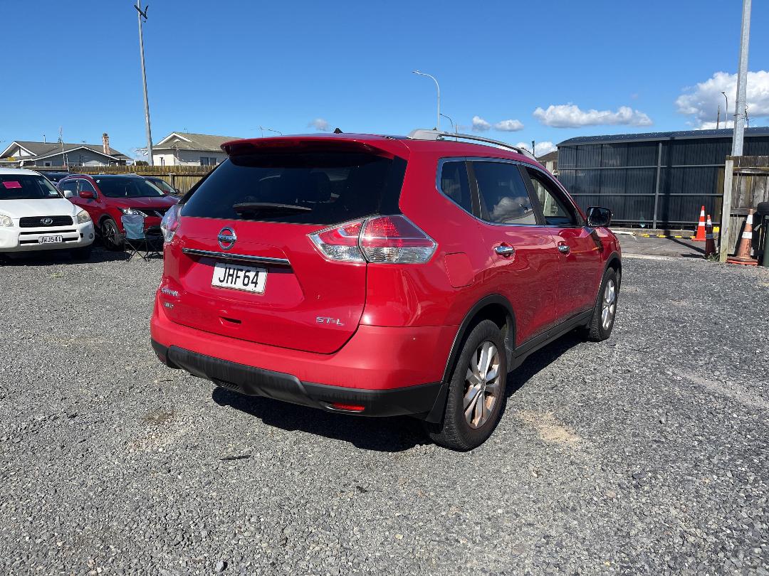 Photo '6' of Nissan X-Trail ST-L