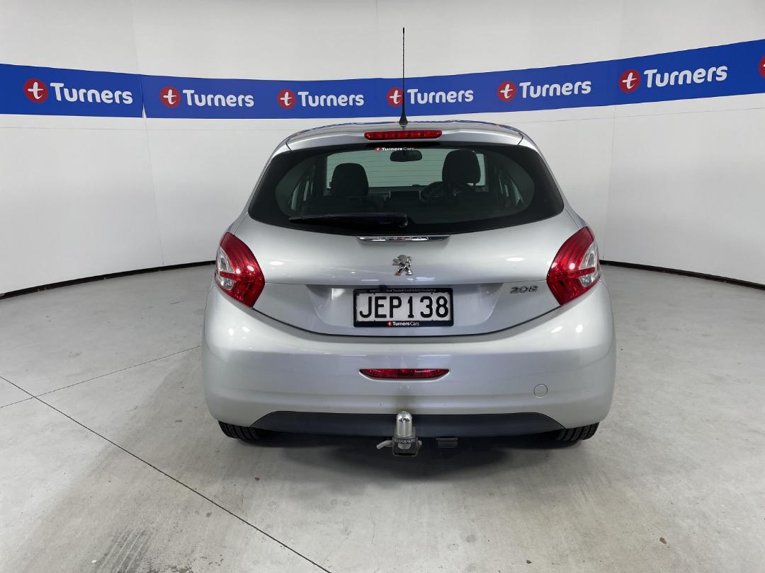 Photo '6' of Peugeot 208