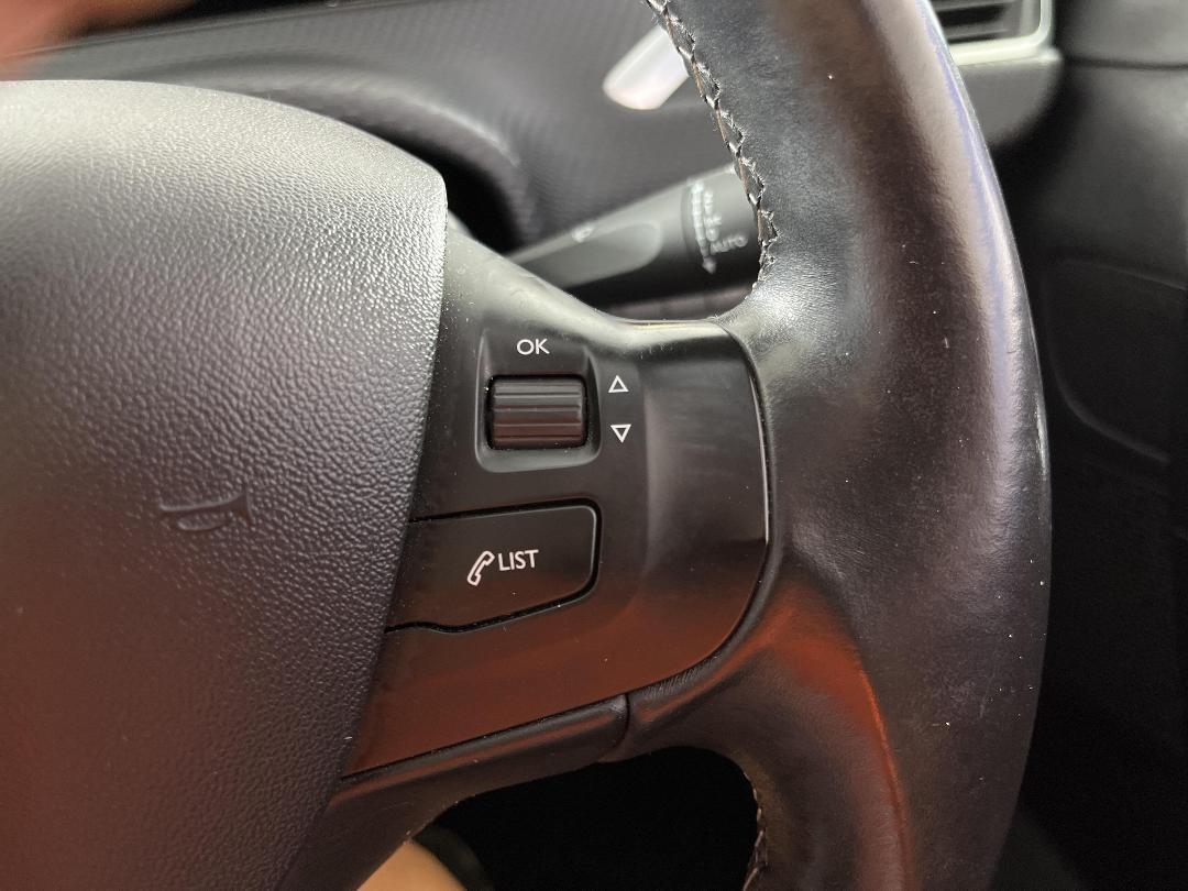 Photo '26' of Peugeot 208 Photo '26' of Peugeot 208