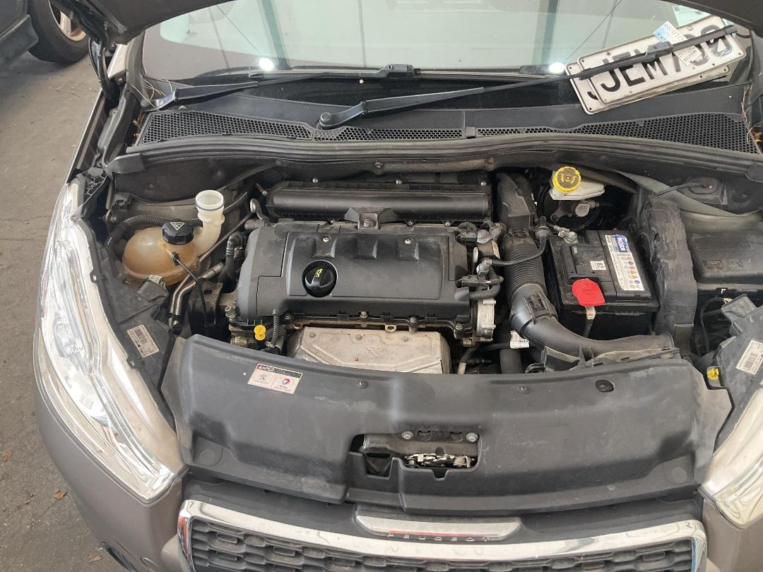 Photo '14' of Peugeot 208 Active