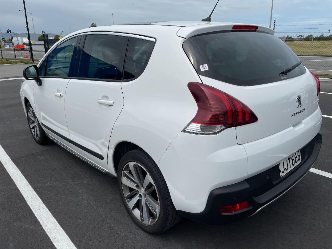 Photo '4' of Peugeot 3008 Allure Photo '4' of Peugeot 3008 Allure