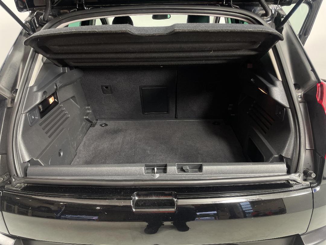 Photo '14' of Peugeot 3008 Photo '14' of Peugeot 3008