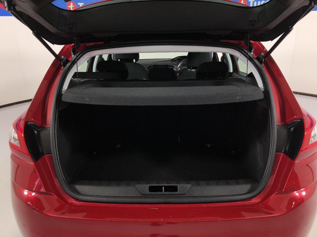 Photo '14' of Peugeot 308