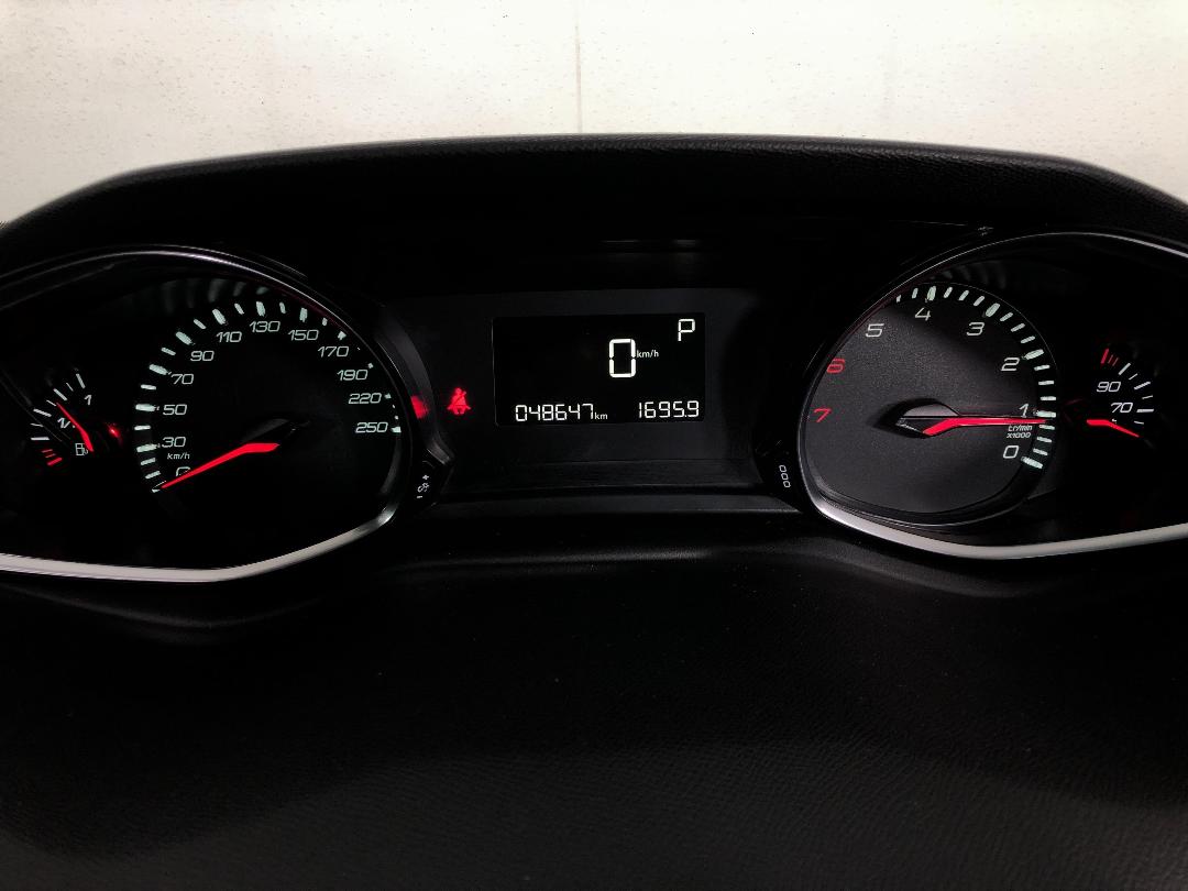 Photo '21' of Peugeot 308