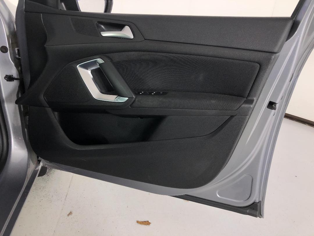 Photo '15' of Peugeot 308