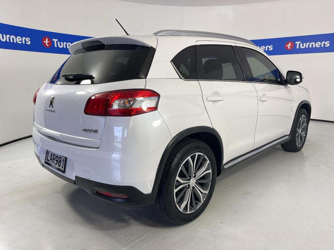 Photo '7' of Peugeot 4008