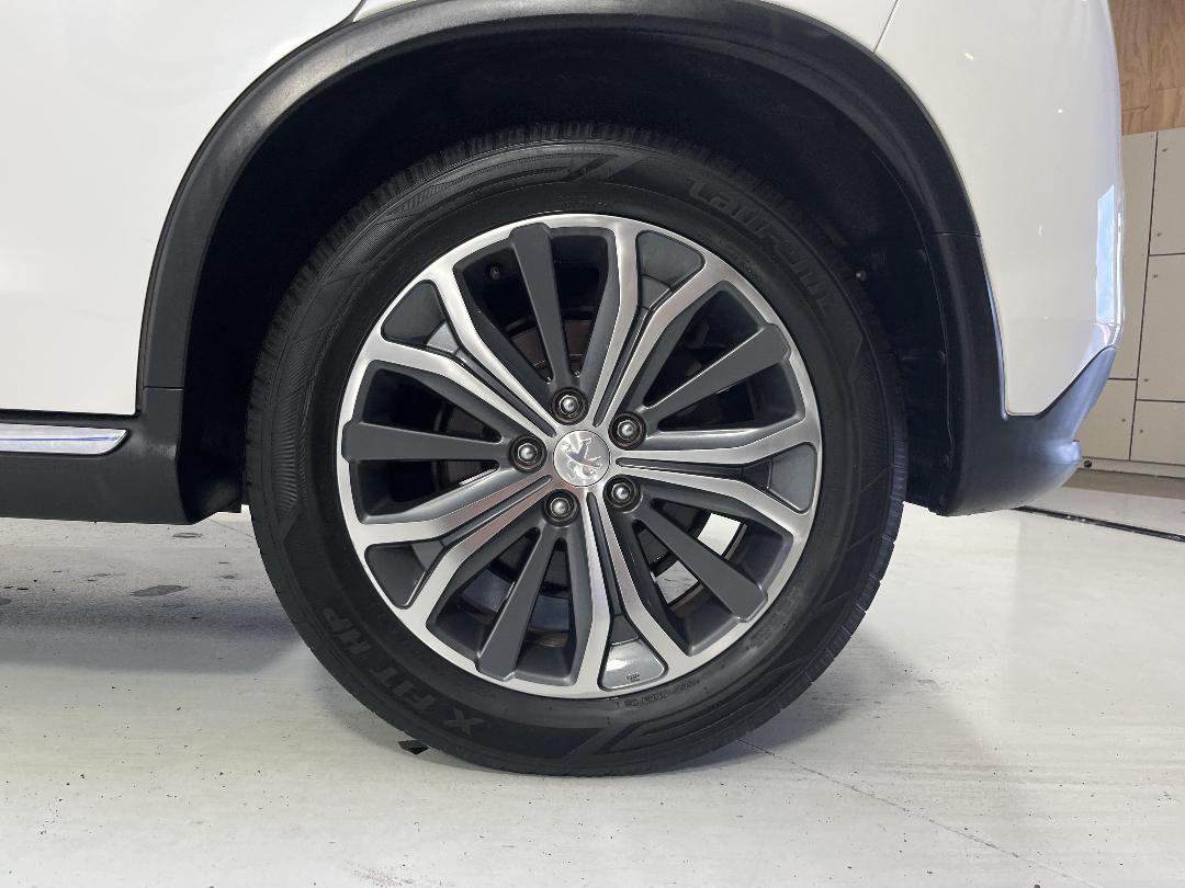 Photo '11' of Peugeot 4008