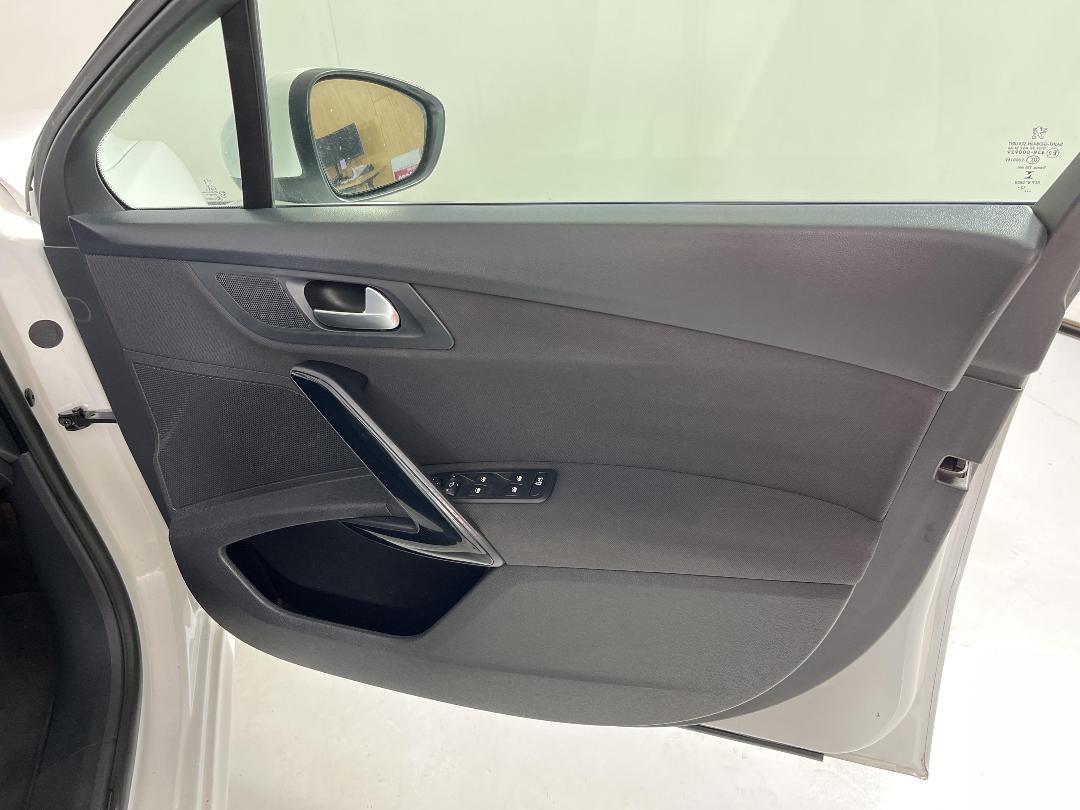 Photo '15' of Peugeot 508 Photo '15' of Peugeot 508