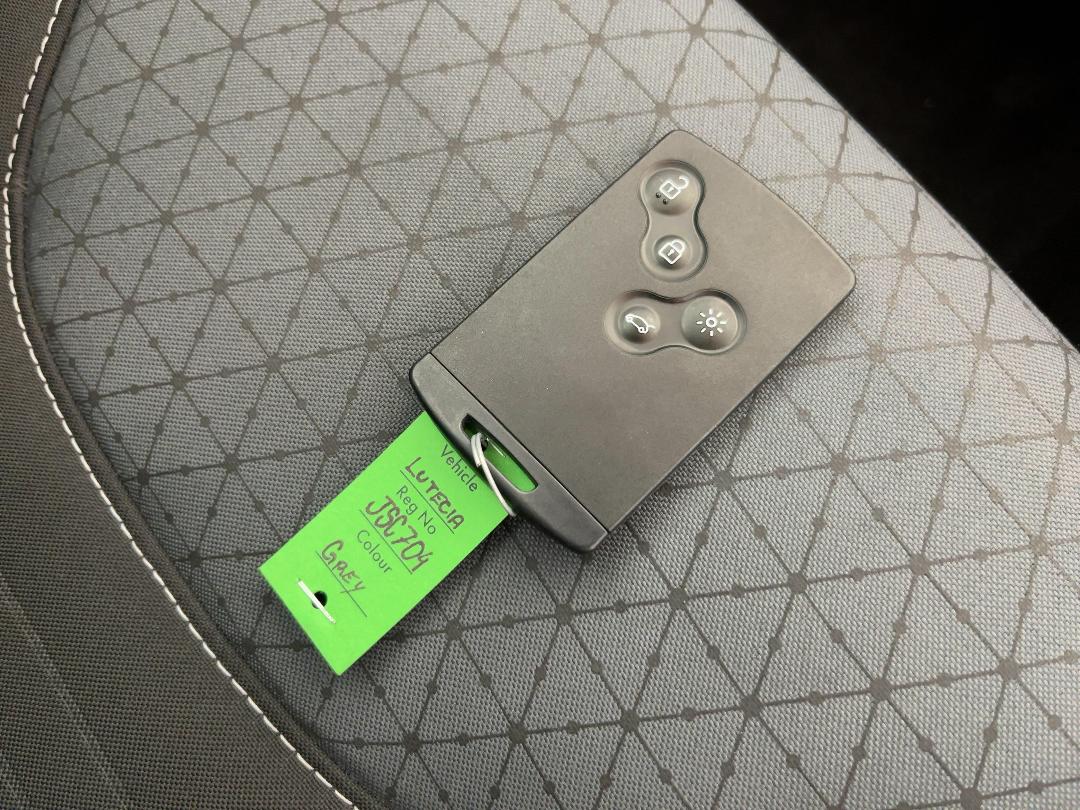 Photo '22' of Renault Lutecia Photo '22' of Renault Lutecia