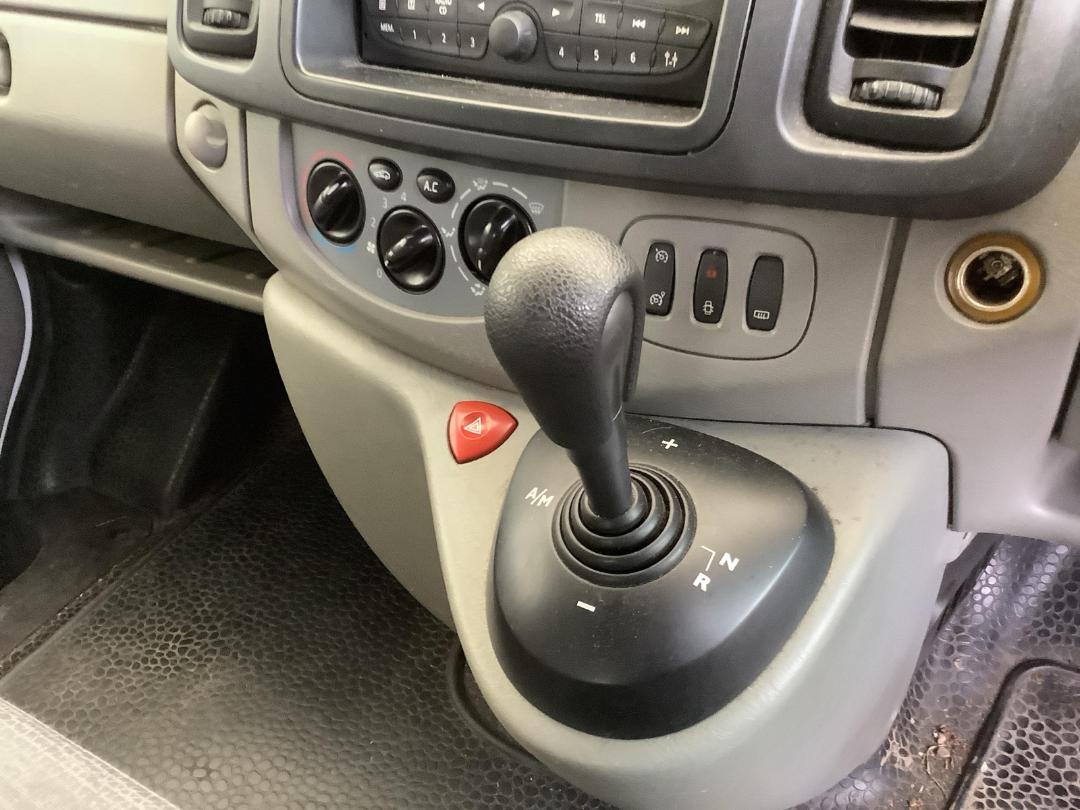 Photo '15' of Renault Trafic L2H1 Photo '15' of Renault Trafic L2H1