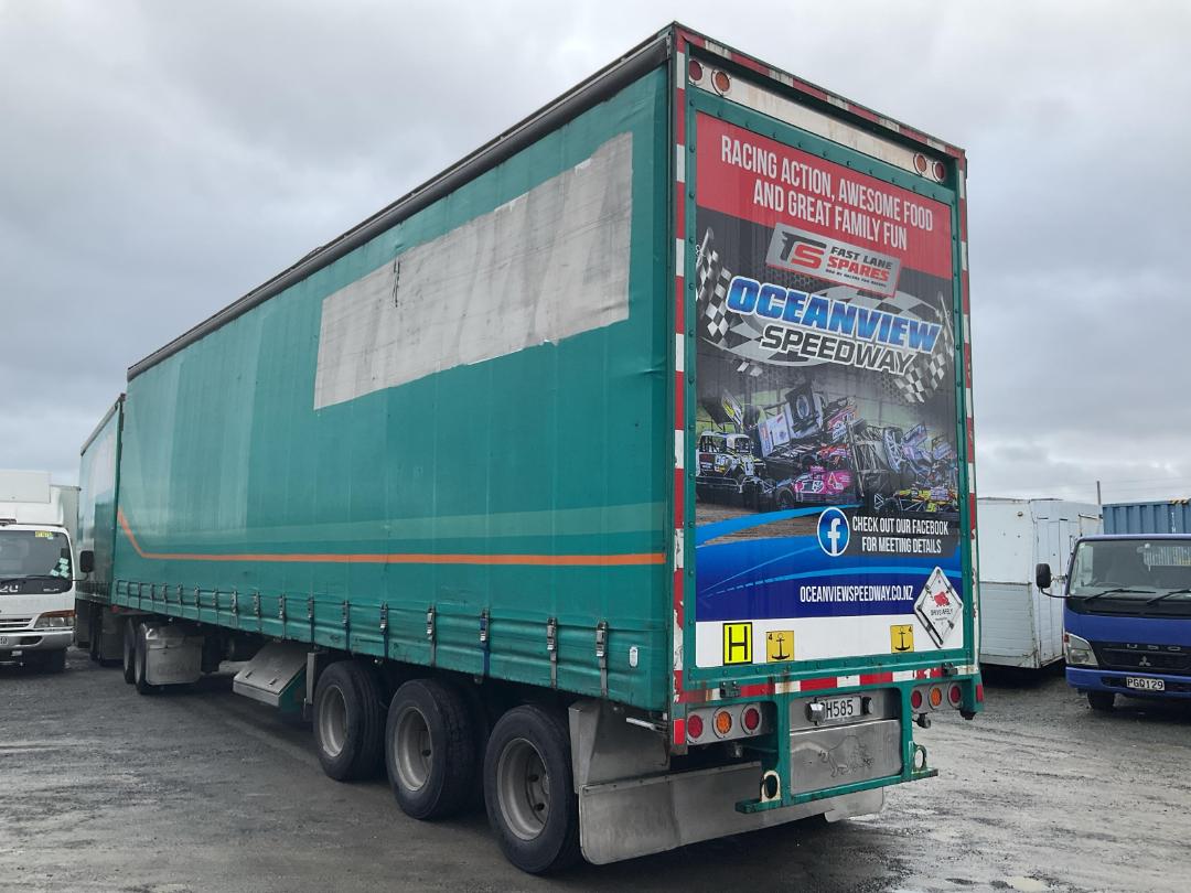 Photo '7' of ROADMASTER FG-5A-11.5 Curtainsider Full