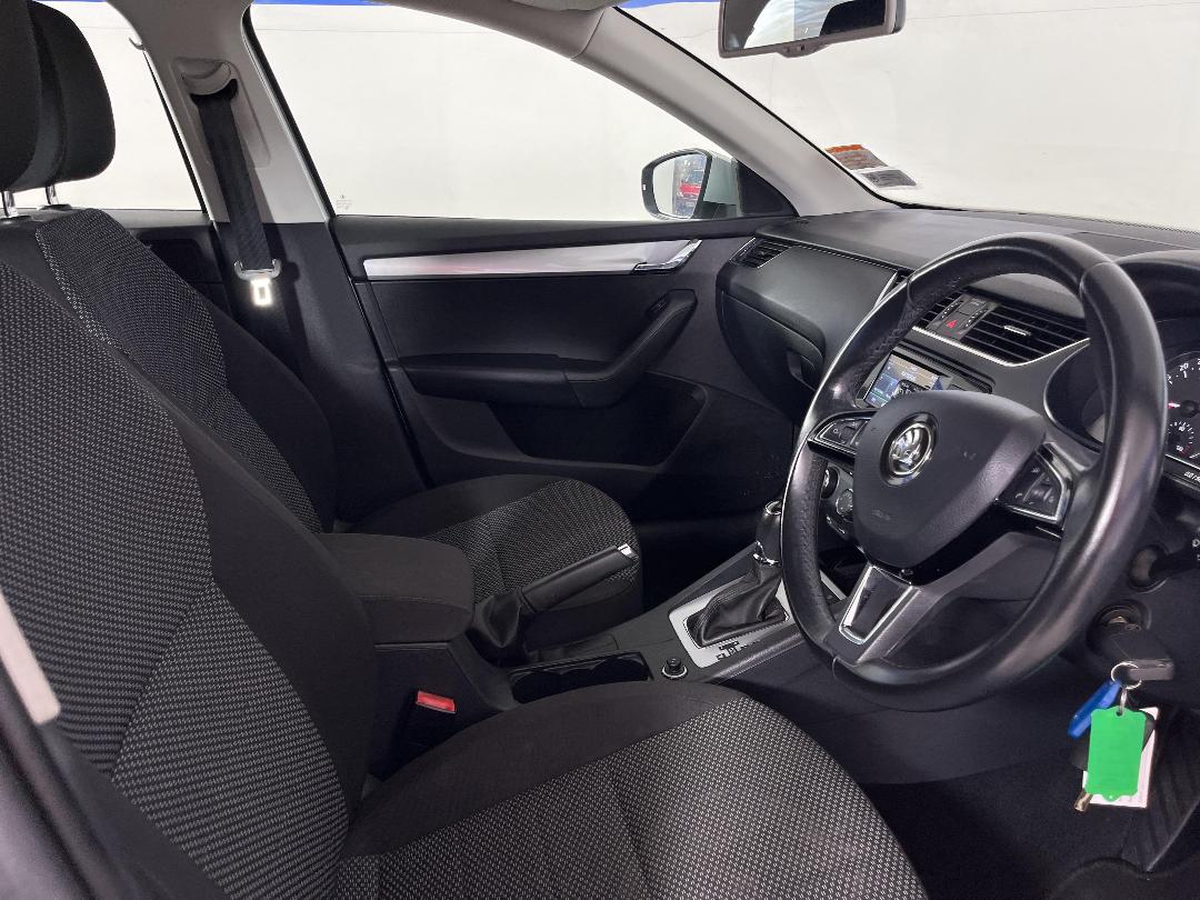 Photo '16' of Skoda Octavia